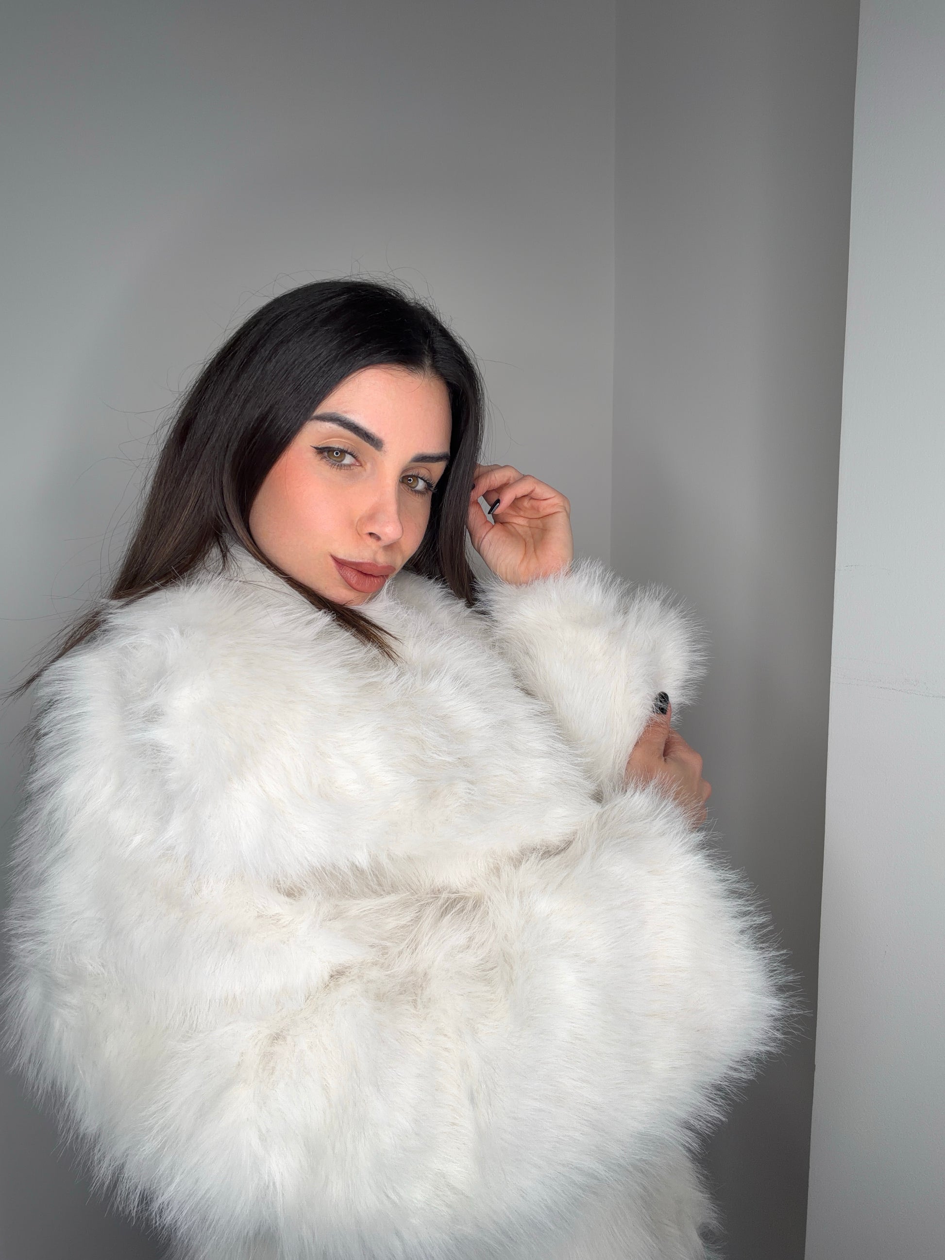 White Velvet Four - FIT-CHECK